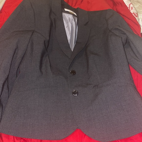 Jacket/Blazer - Picture 2 of 2